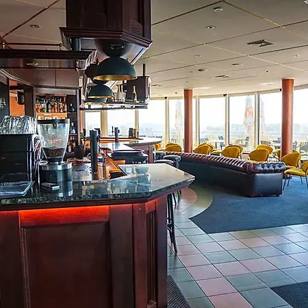 L'hotel Et Restaurant Du Golf De