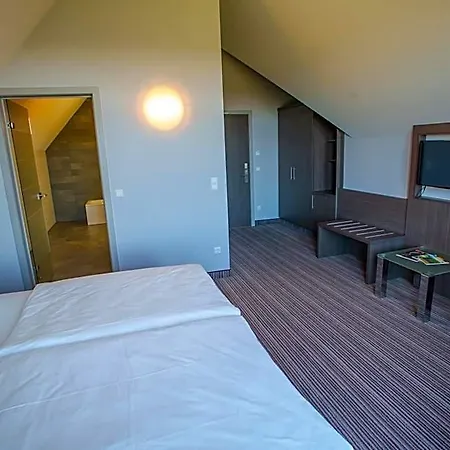 酒店 L'hotel Et Restaurant Du Golf De